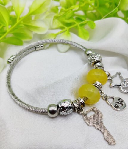 1 Piece Intelligent Elegant Pandora Charm Bracelet with Yellow Beads and Adorable Charms 